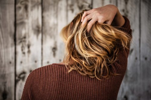 硬い髪に悩む方へ 髪の毛を柔らかくする３つの方法 美容師が解説 中村美髪研究所